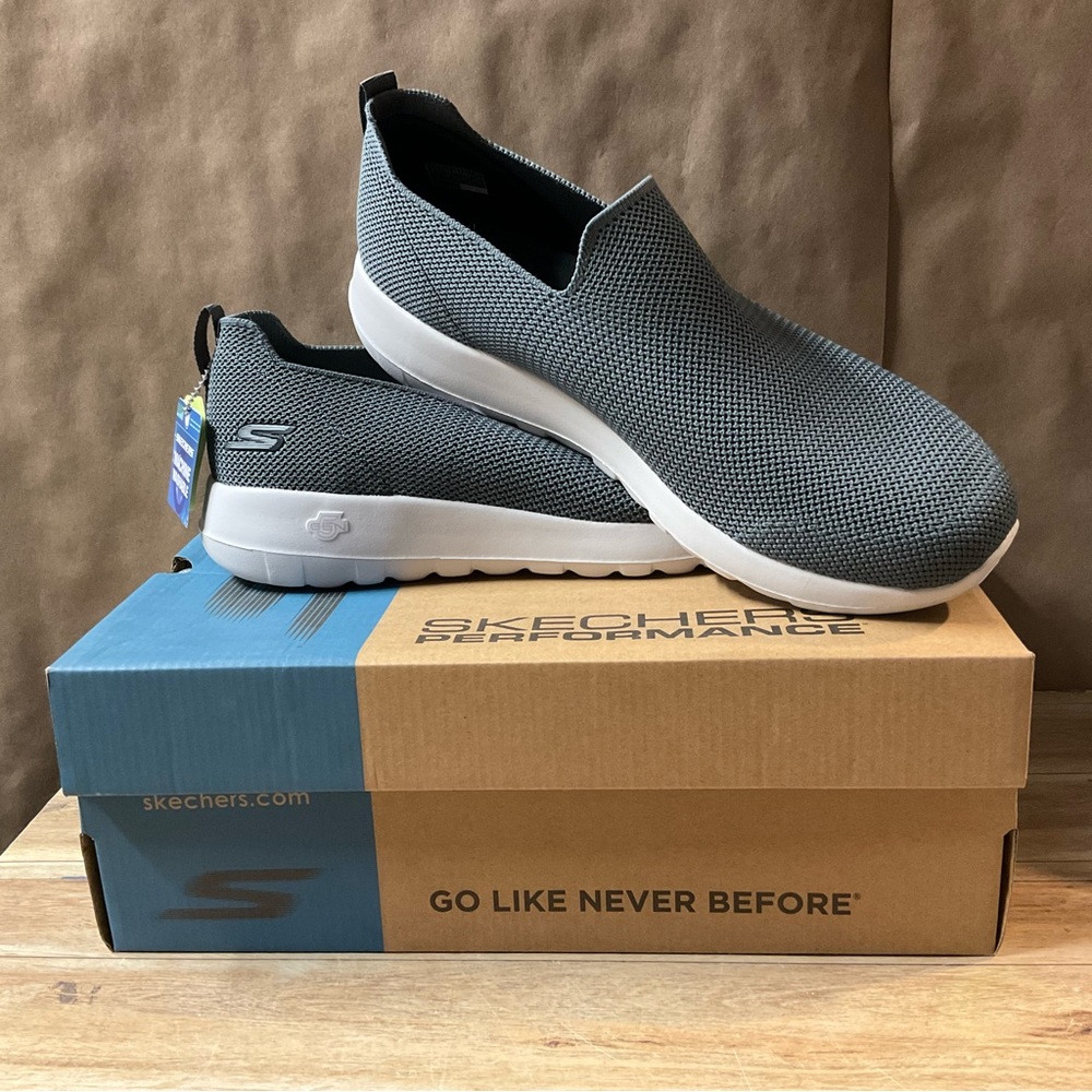 New! Men’s Skechers Go Walk Max Modulating Shoes Sneakers Grey 11.5 Slip On